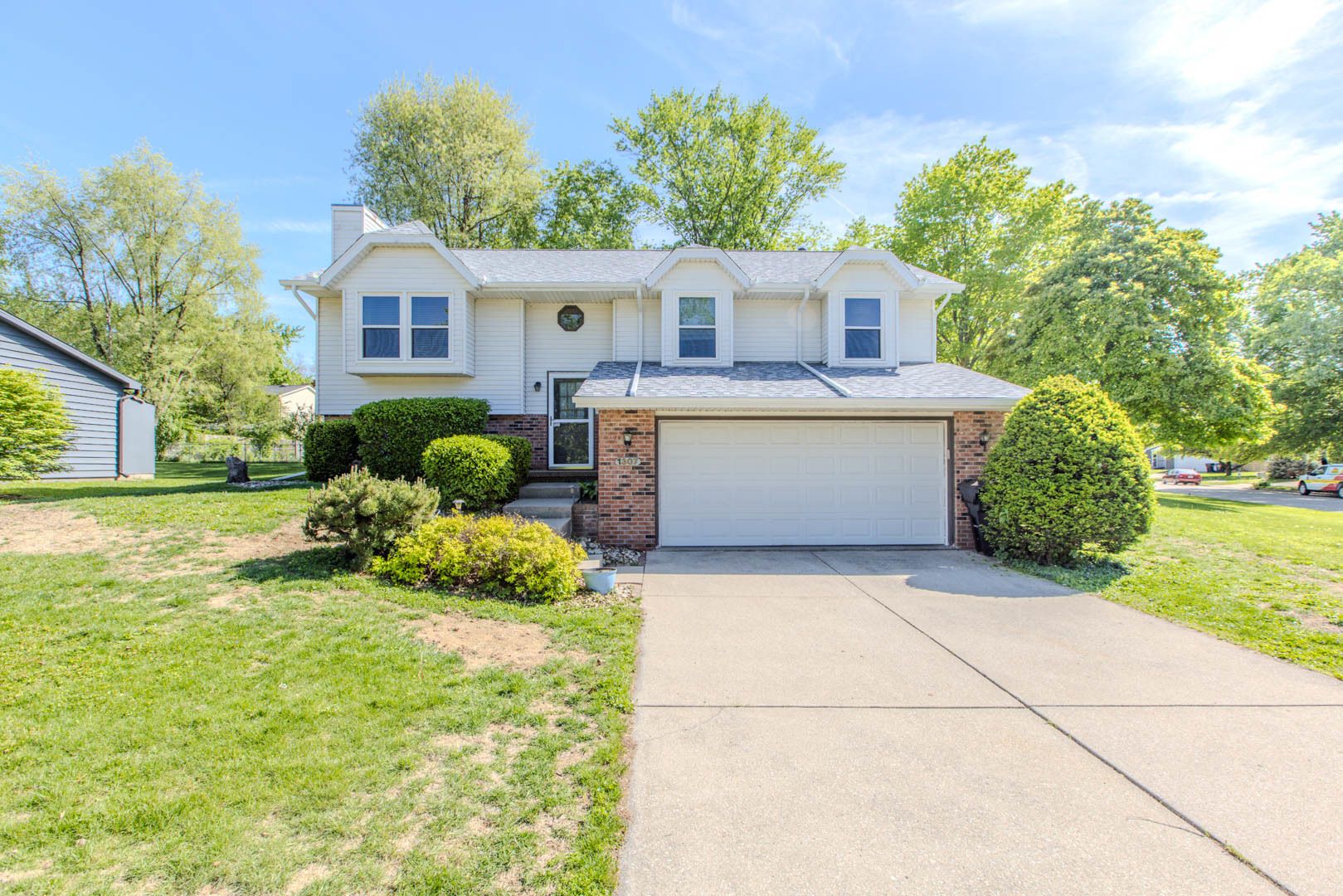 1307 WEST Avenue — Normal, IL 61761