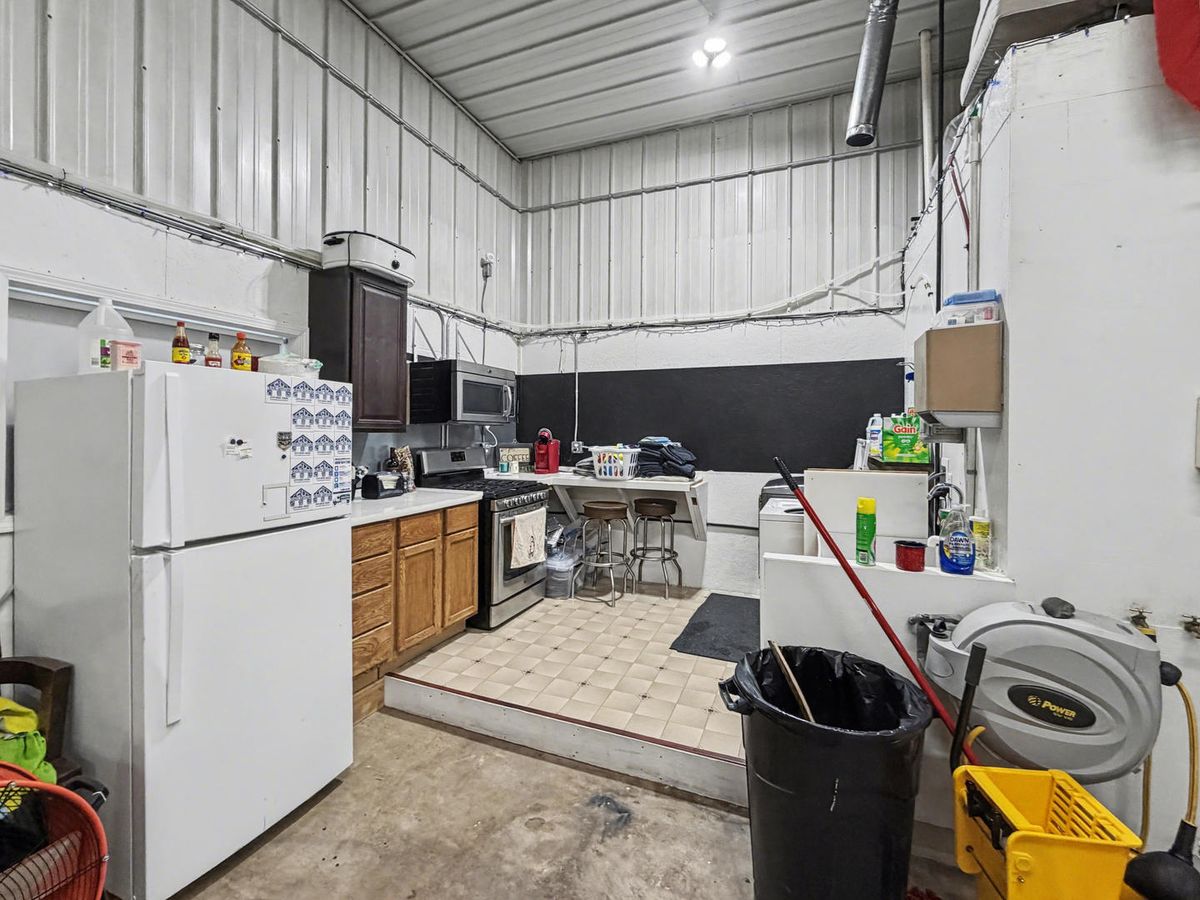 500 N Pine Street, Onarga, IL 60955