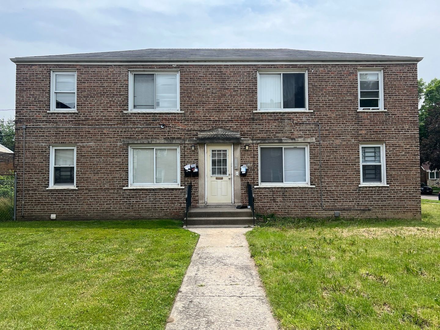 8143 S Colfax Avenue — Chicago, IL 60617
