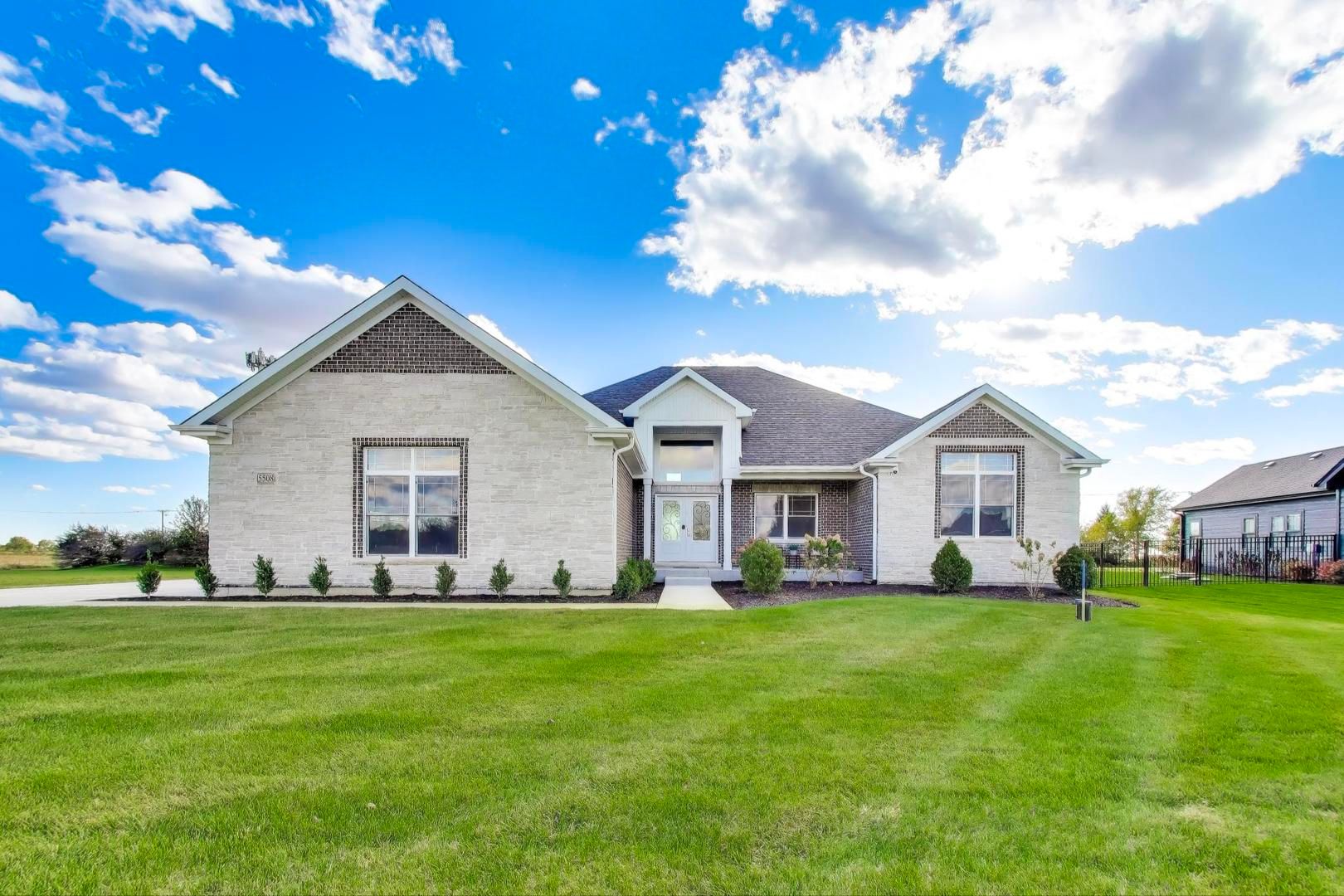 5508 Legend Drive — Yorkville, IL 60560