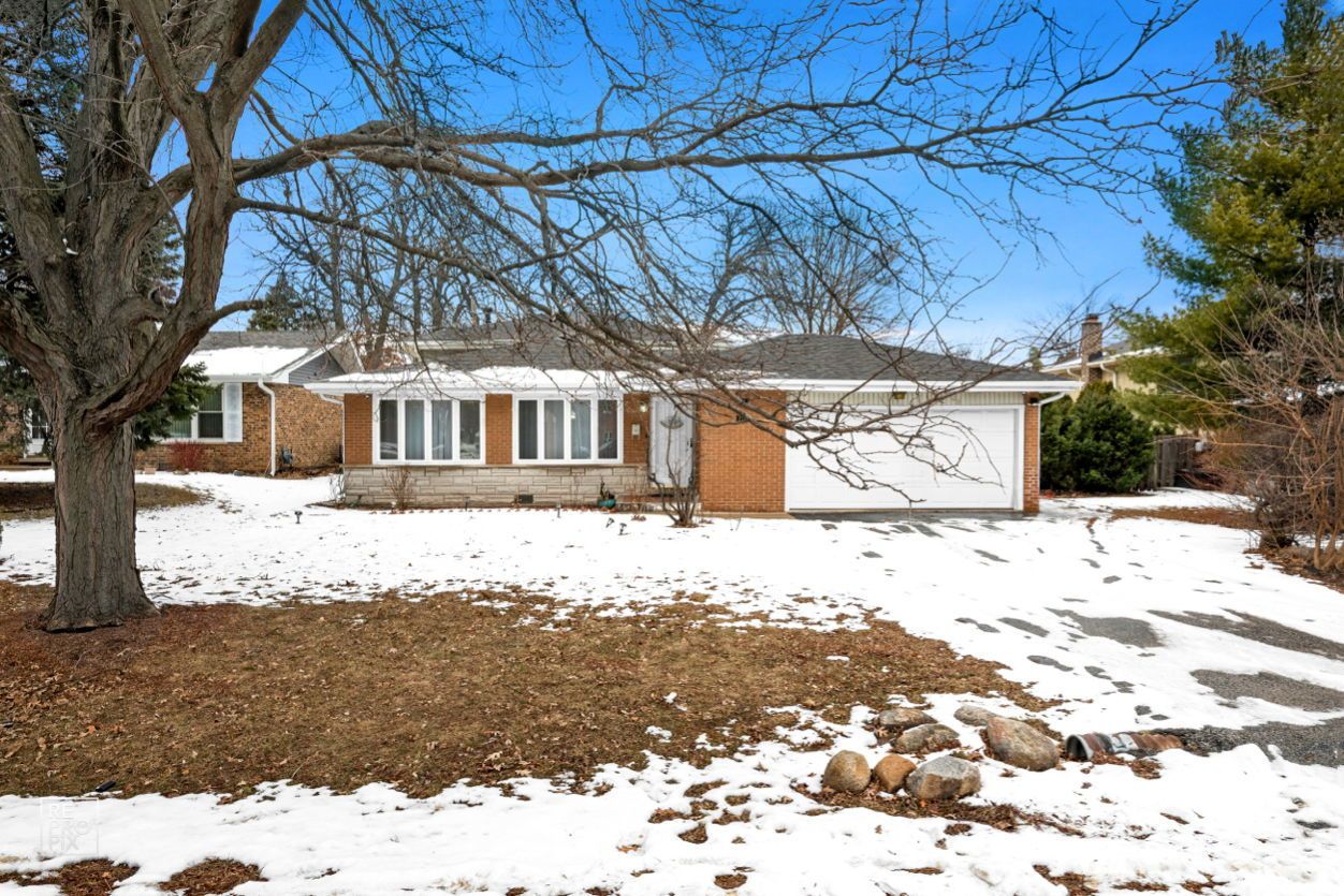 7218 W 110th Place — Worth, IL 60482