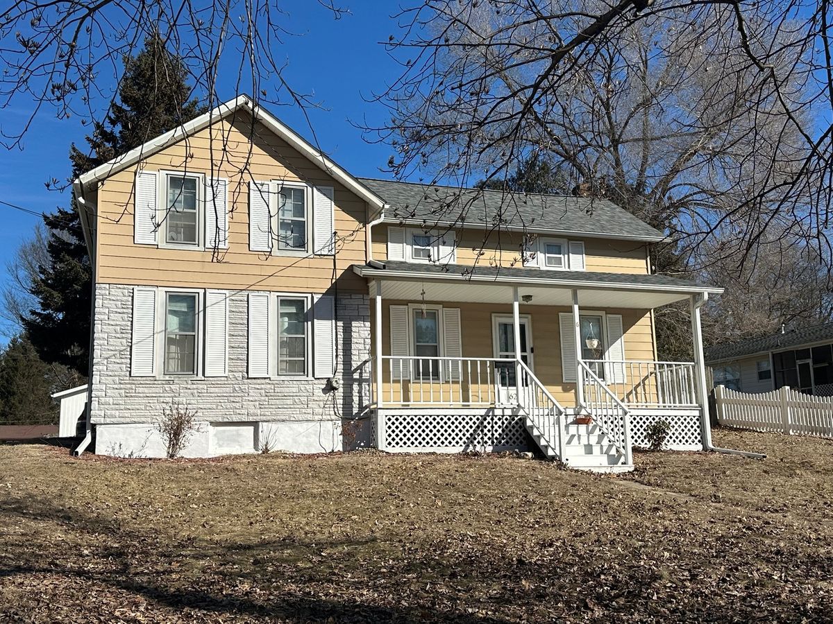 624 Lincolnway Road, Morrison, IL 61270