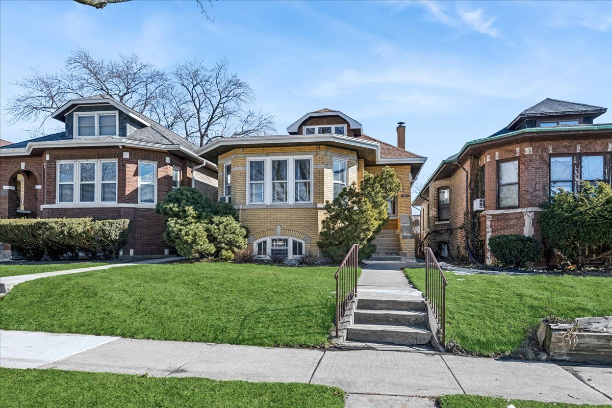 1631 N Natchez Avenue — Chicago, IL 60707