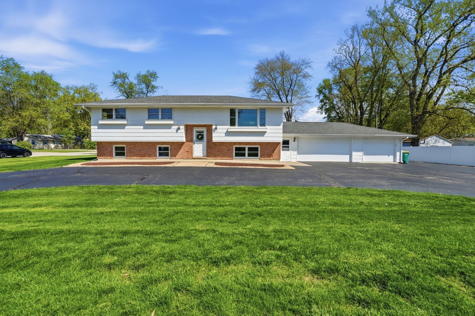 406 Becky Lane — Wilmington, IL 60481