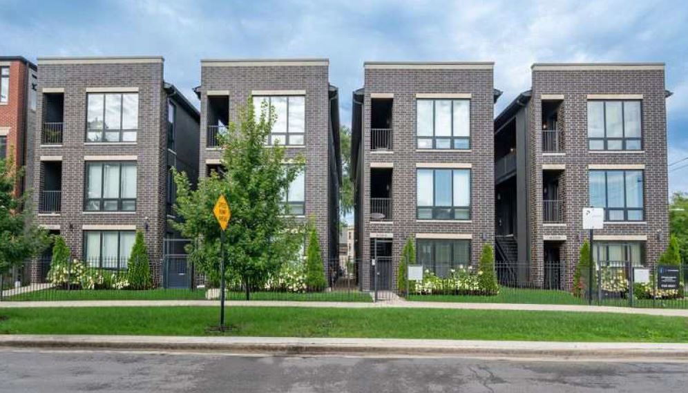 6502 Ingleside Avenue, Woodlawn, IL 60637