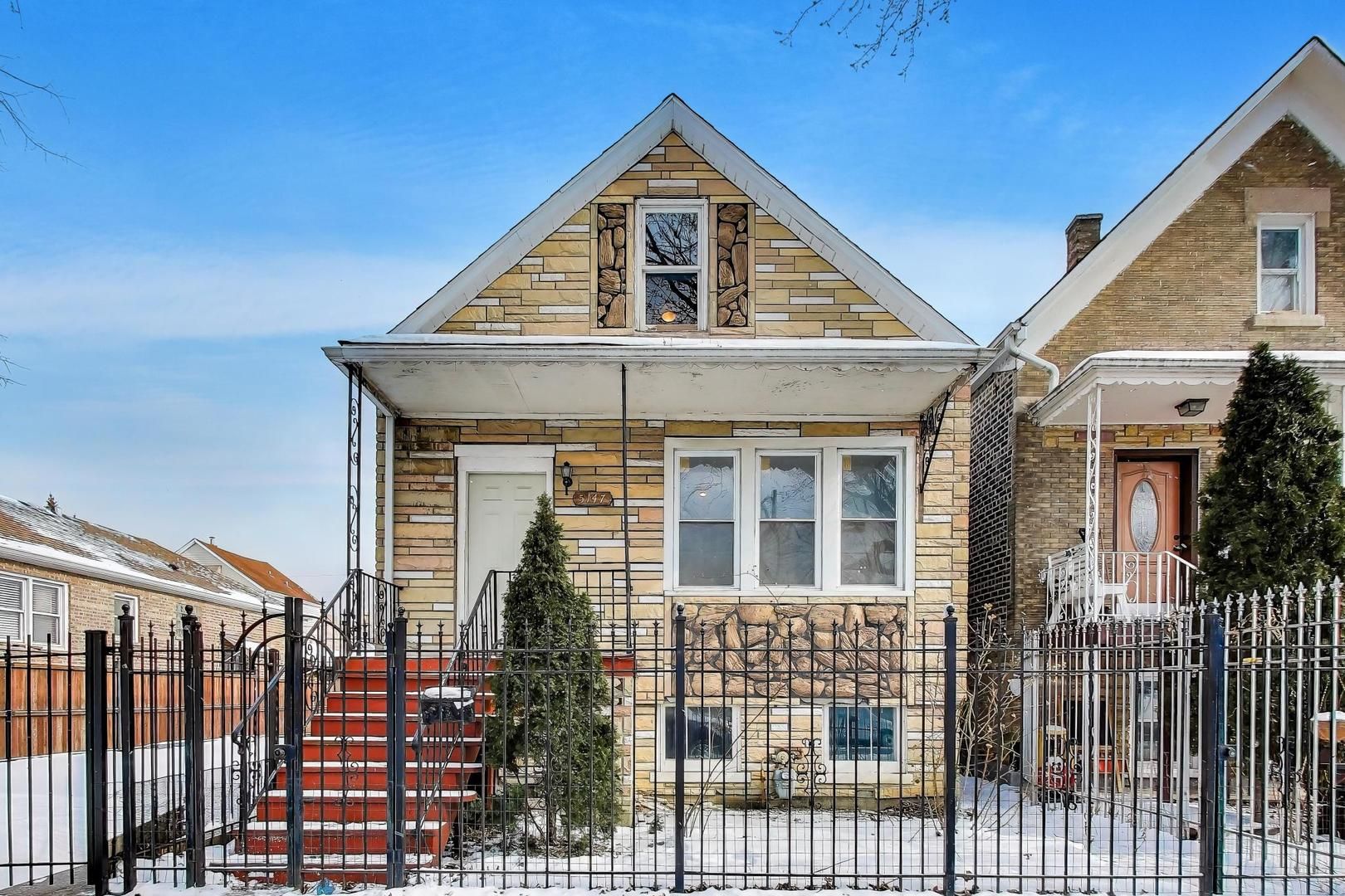 5147 S Campbell Avenue — Chicago, IL 60632