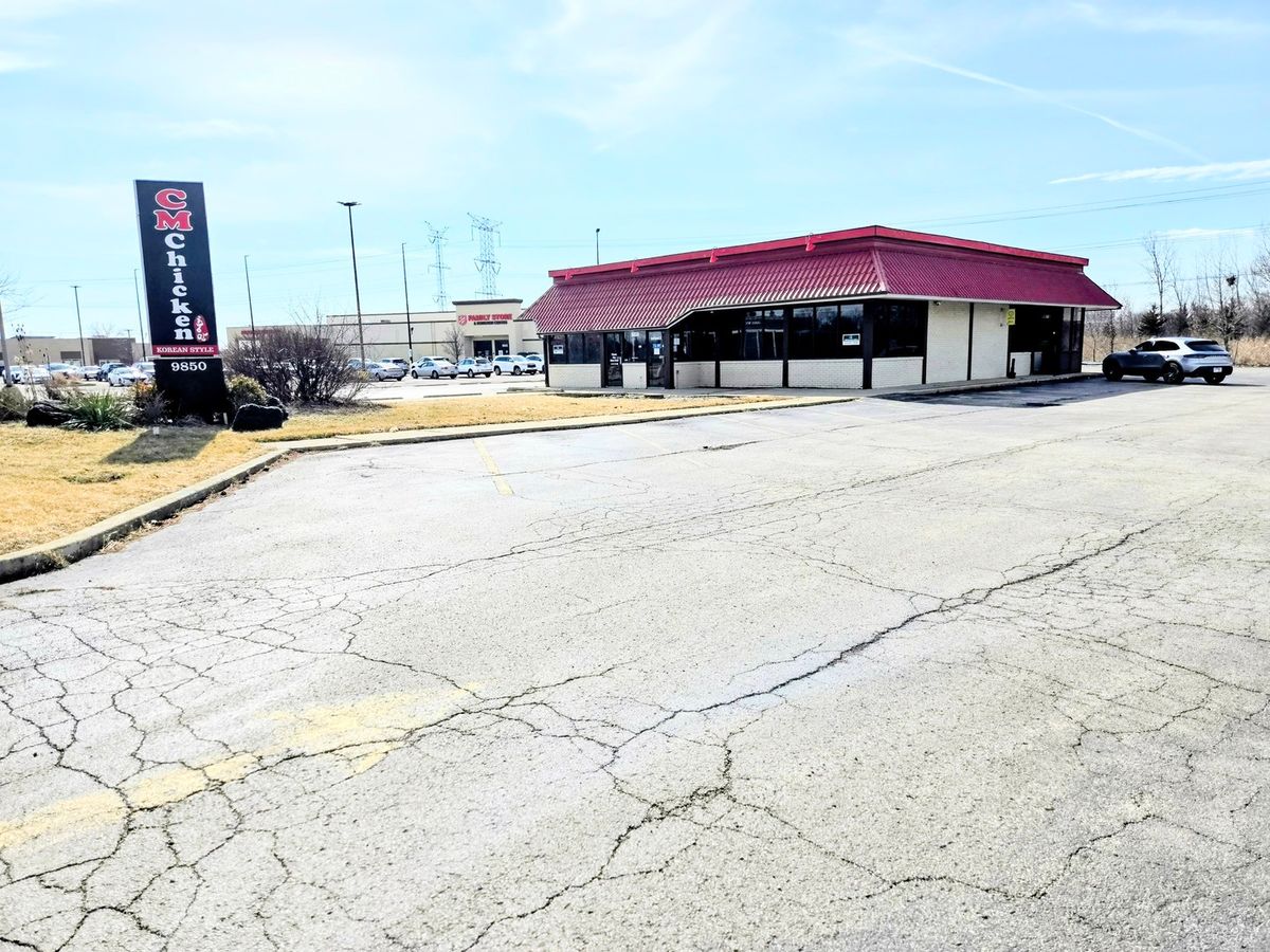 9850 Milwaukee Avenue, Glenview, IL 60025