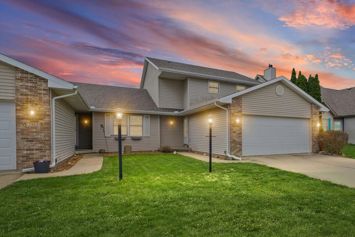 3915 Aberdeen Drive, Champaign, IL 61822