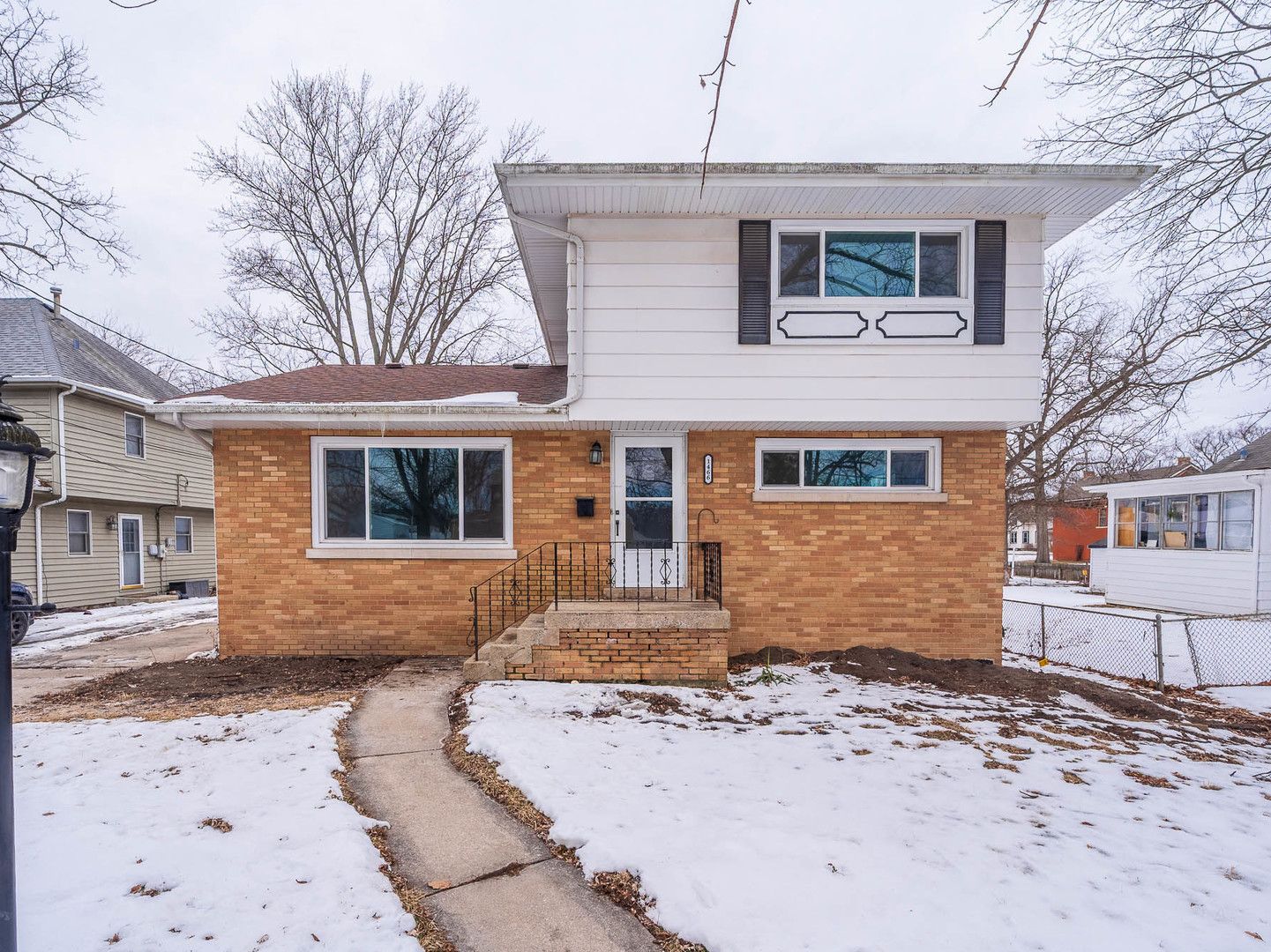 1466 Wood Street — Crete, IL 60417