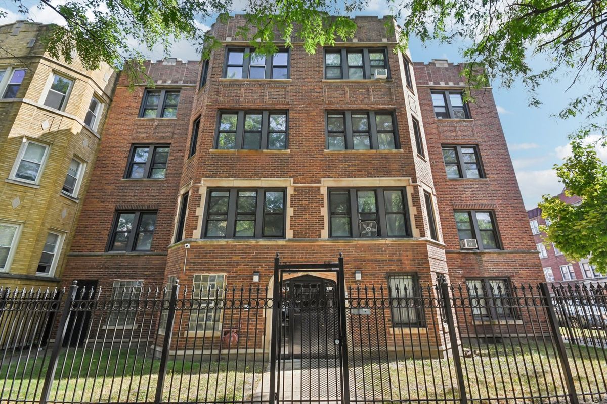 2444 78th Street, Chicago, IL 60649
