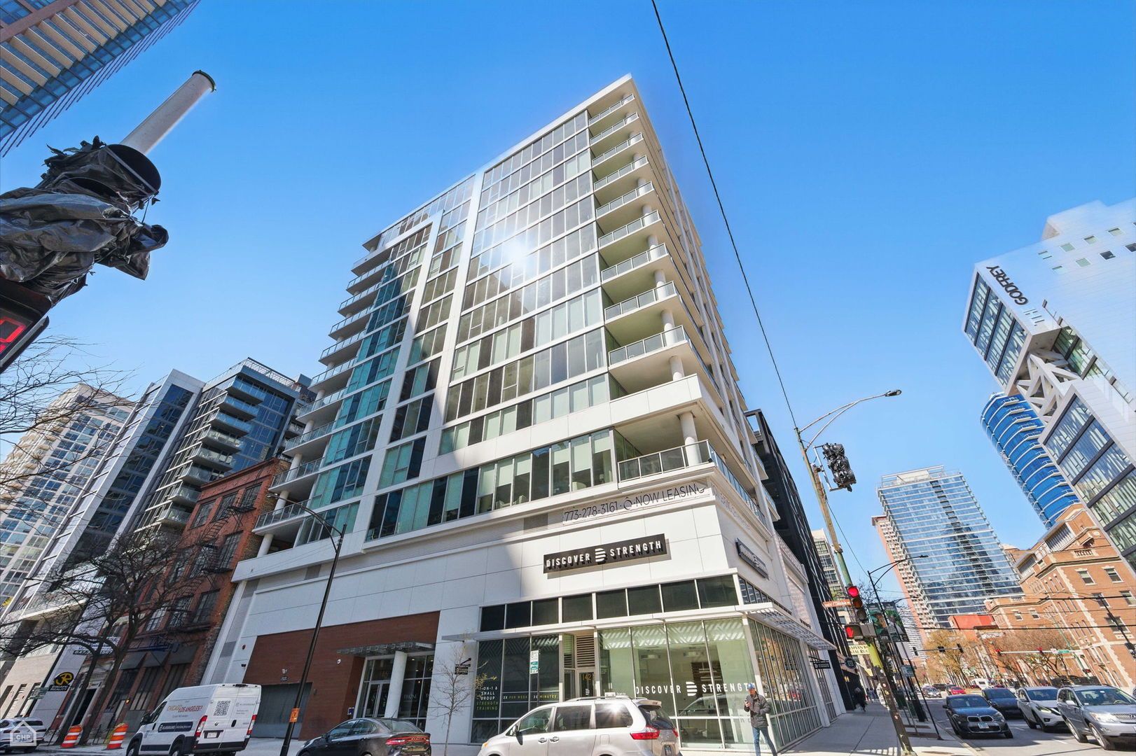 146 W Erie Street #1301 — Chicago, IL 60654