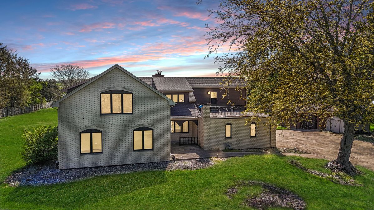 3321 Reichert Drive, Crete, IL 60417