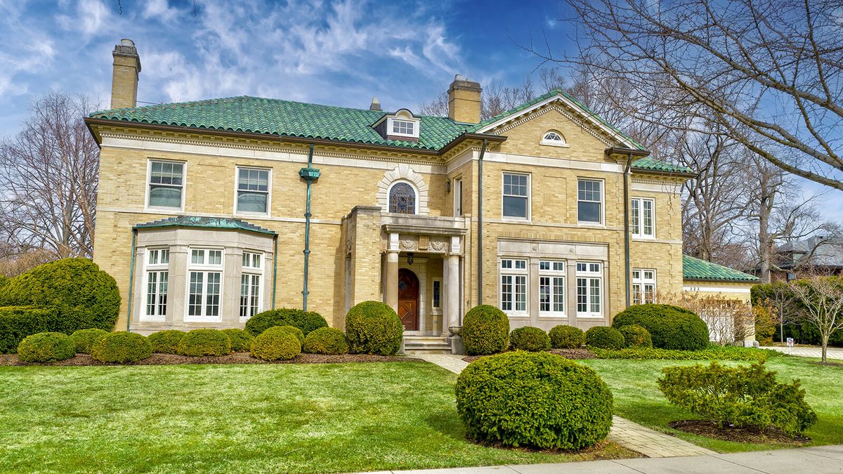 123 OXFORD Road, Kenilworth, IL 60043