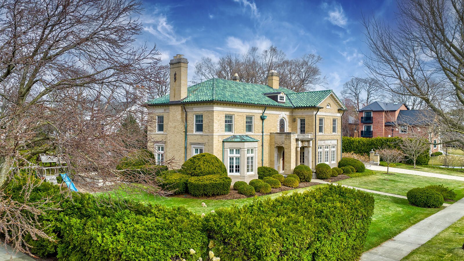 123 OXFORD Road — Kenilworth, IL 60043