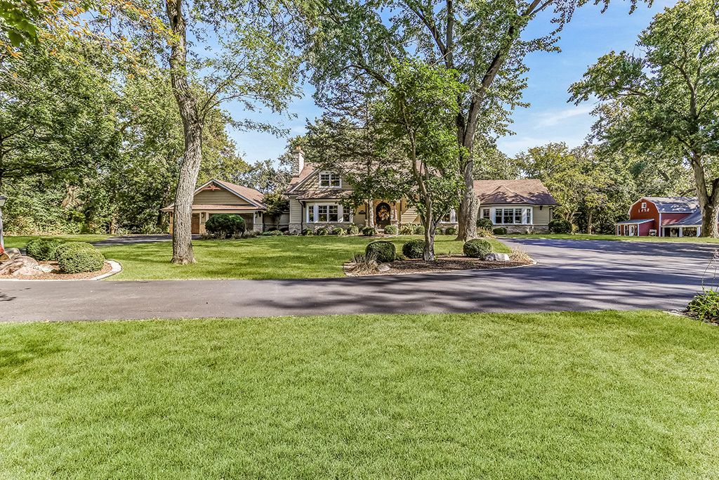 11901 S 92nd Avenue — Palos Park, IL 60464