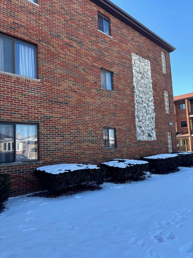 6323 64th Place, Chicago, IL 60638