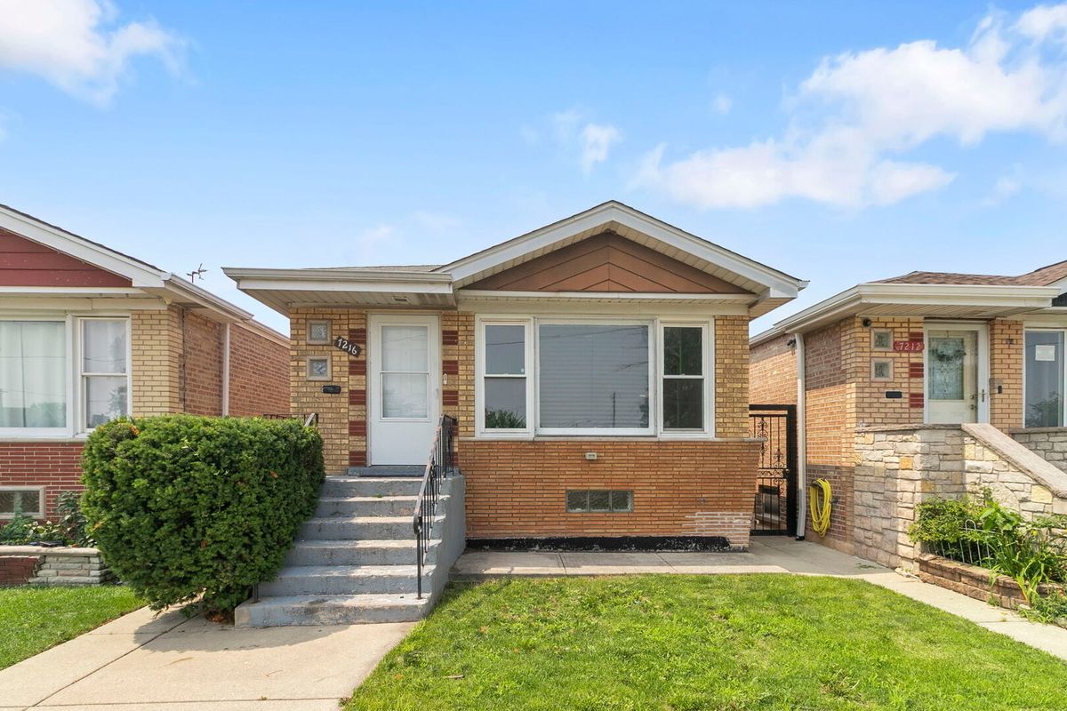 7216 CENTRAL PARK Avenue, Chicago, IL 60629