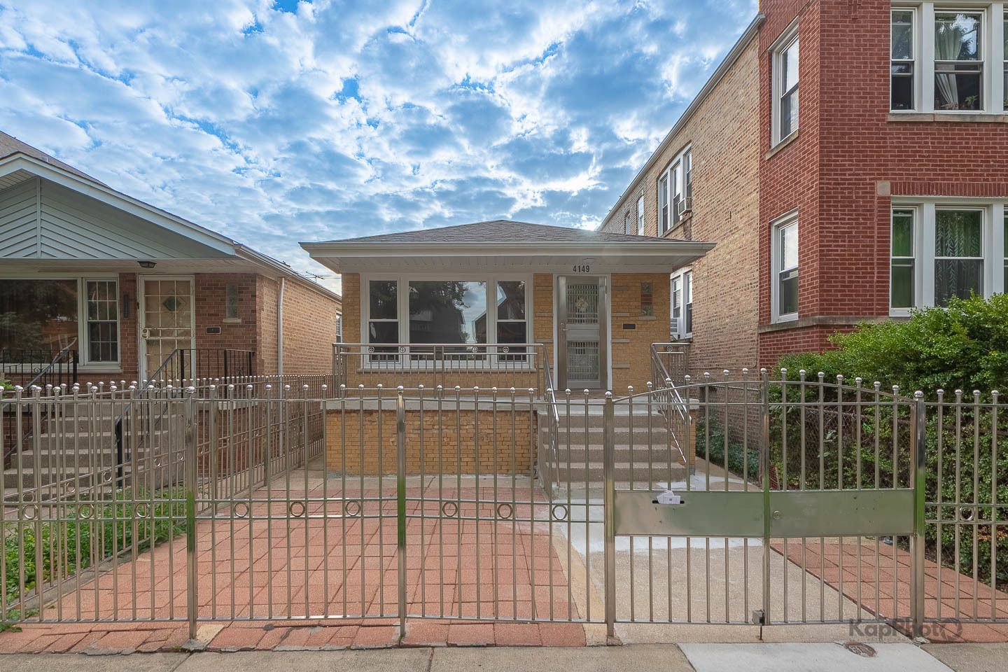 4149 S Rockwell Street — Chicago, IL 60632