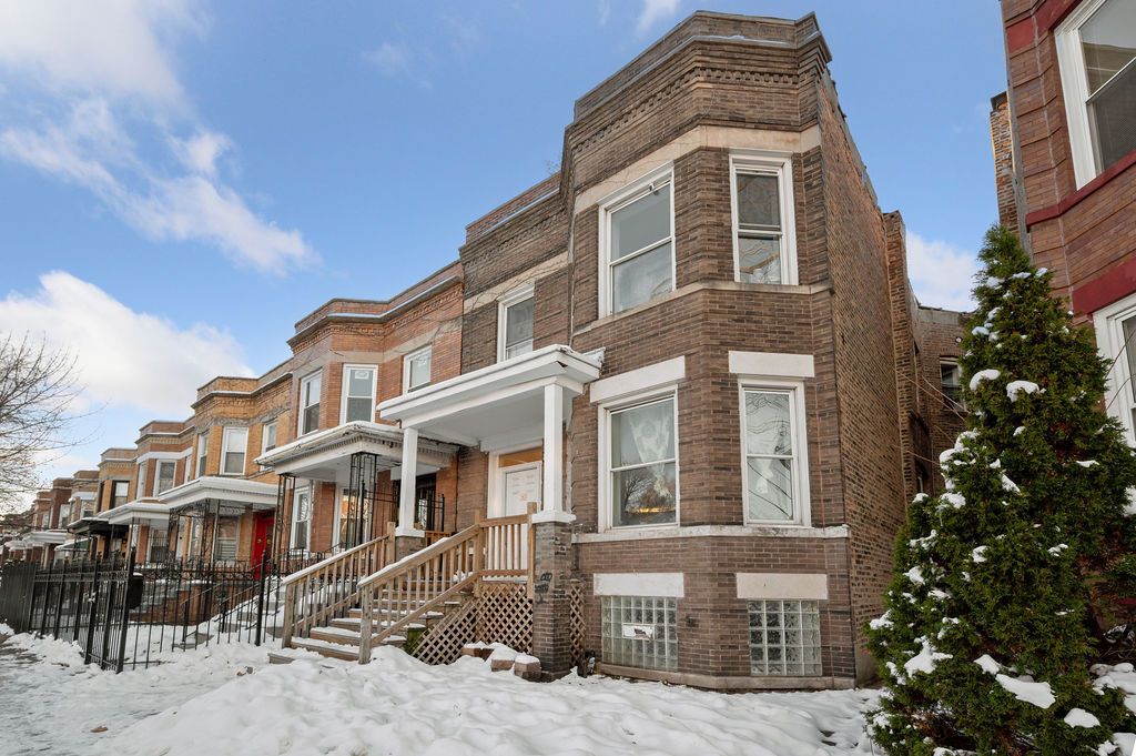 7214 S Saint Lawrence Avenue — Chicago, IL 60619