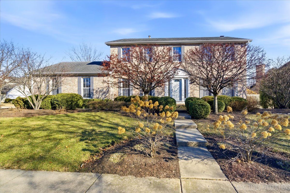 549 Bloomfield Circle — Geneva, IL 60134