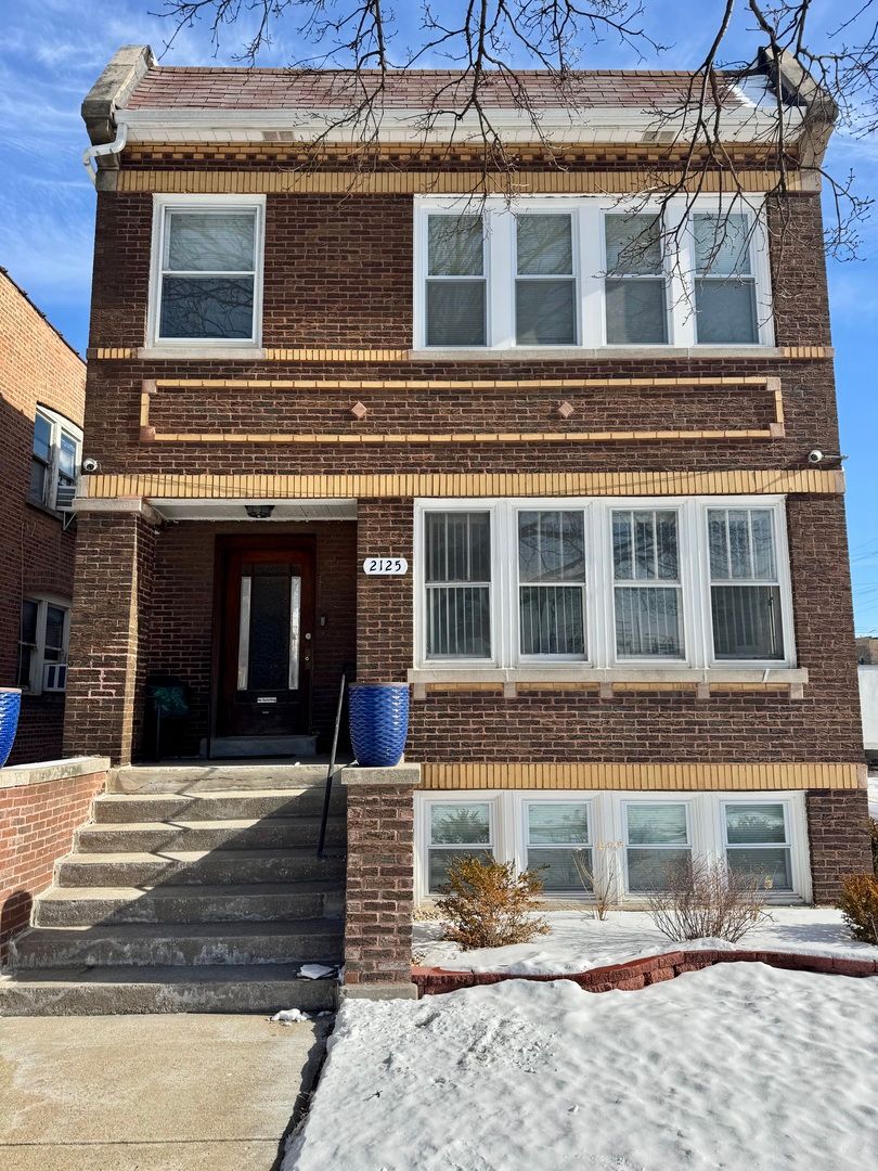 2125 Wesley Avenue — Berwyn, IL 60402