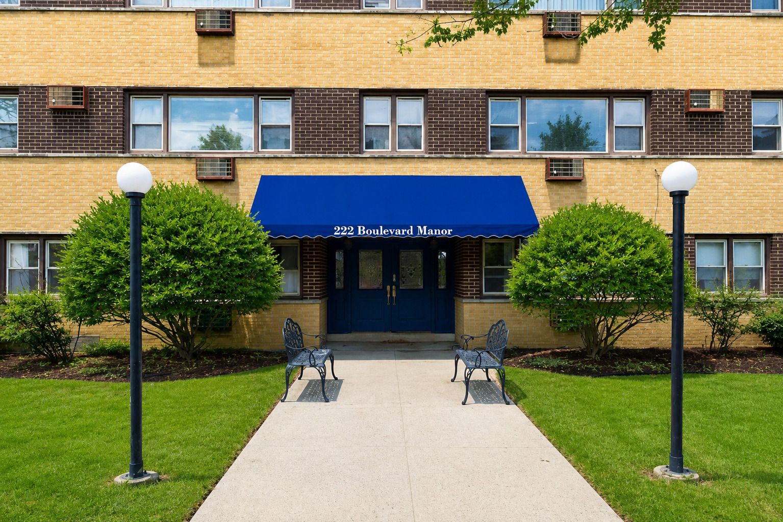 222 Washington Boulevard #105 — Oak Park, IL 60302