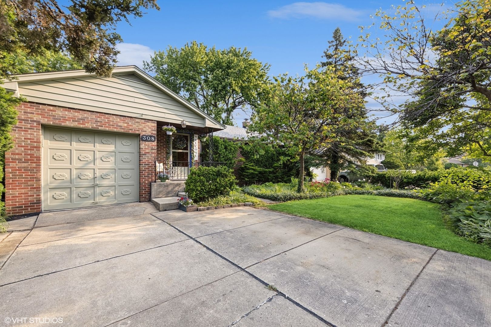 308 Sheldon Avenue — Downers Grove, IL 60515
