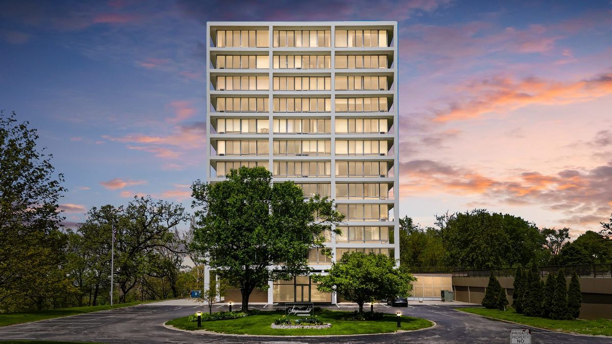 1337 21st Avenue, Rock Island, IL 61201