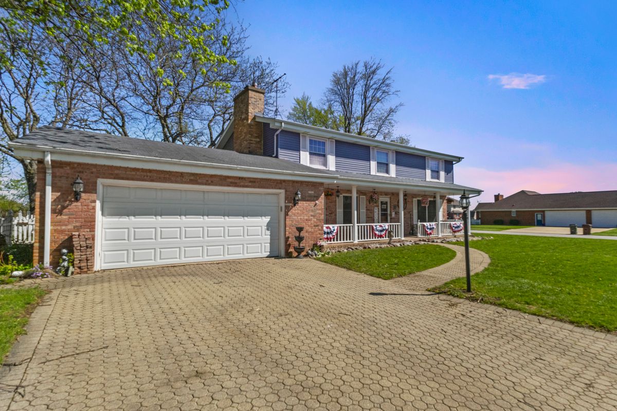 403 Orchard Lane, Beecher, IL 60401