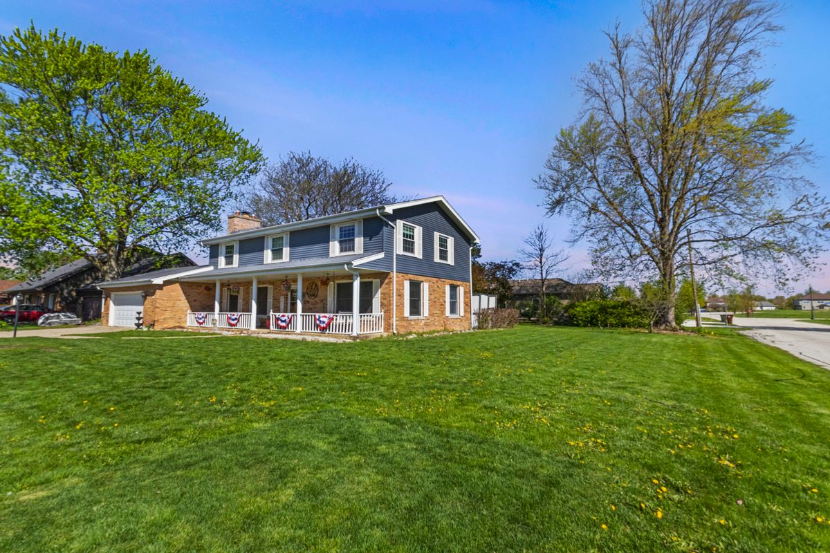 403 Orchard Lane, Beecher, IL 60401