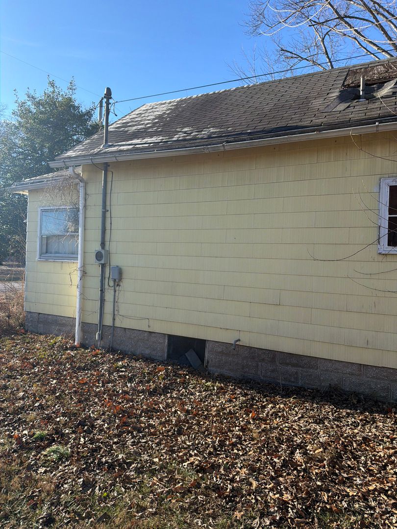 365 S 2nd Street, Livingston, IL 62058