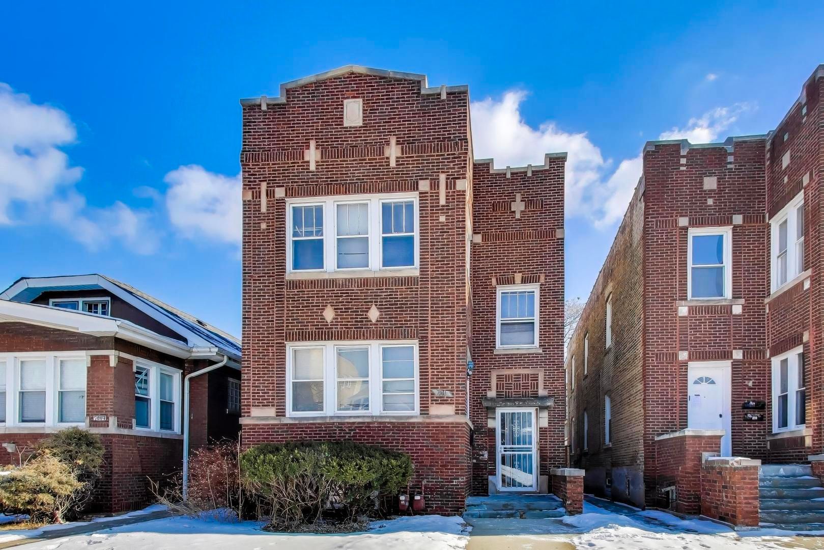 7611 S Marshfield Avenue — Chicago, IL 60620