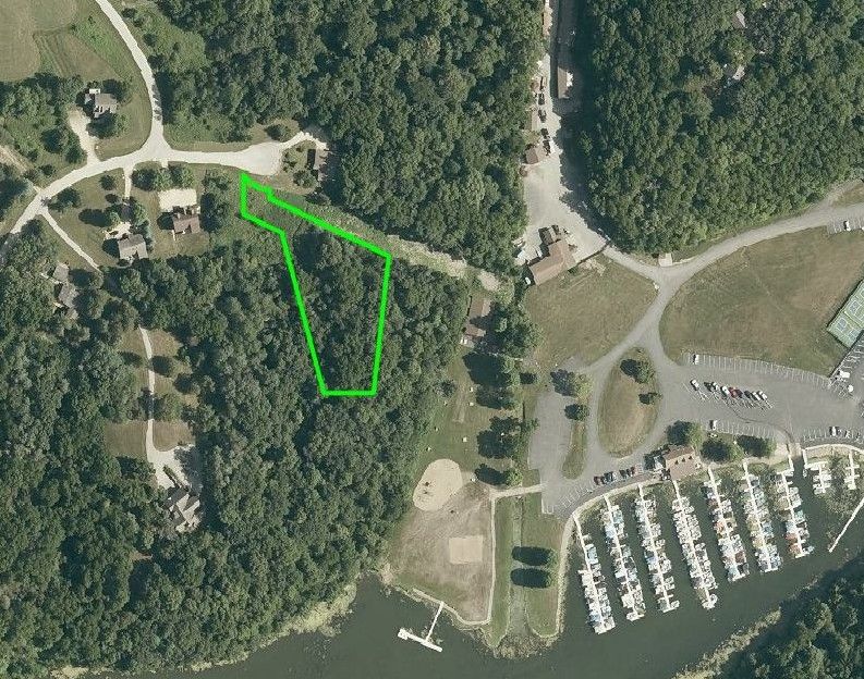 2 Waterford Drive, Galena, IL 61036