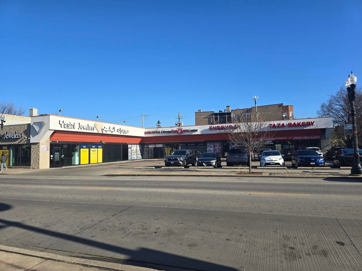 3102 W Devon Avenue — Chicago, IL 60659