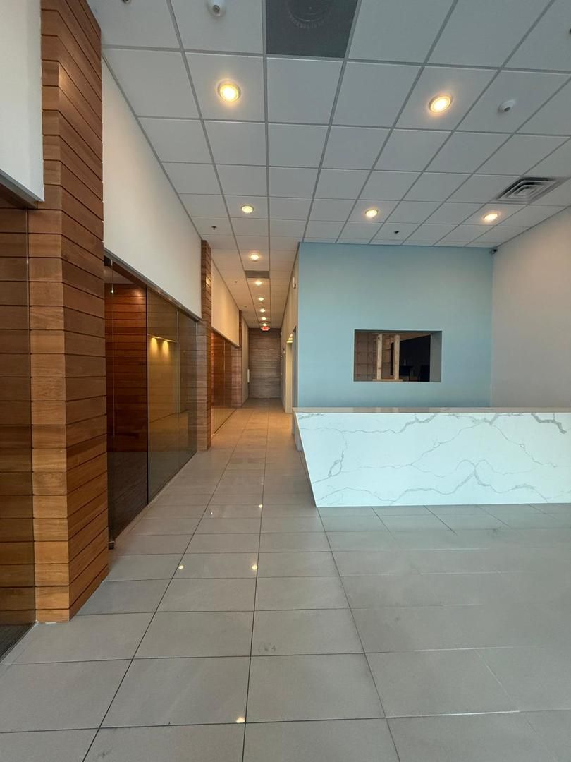 217 Neil Street, Champaign, IL 61820