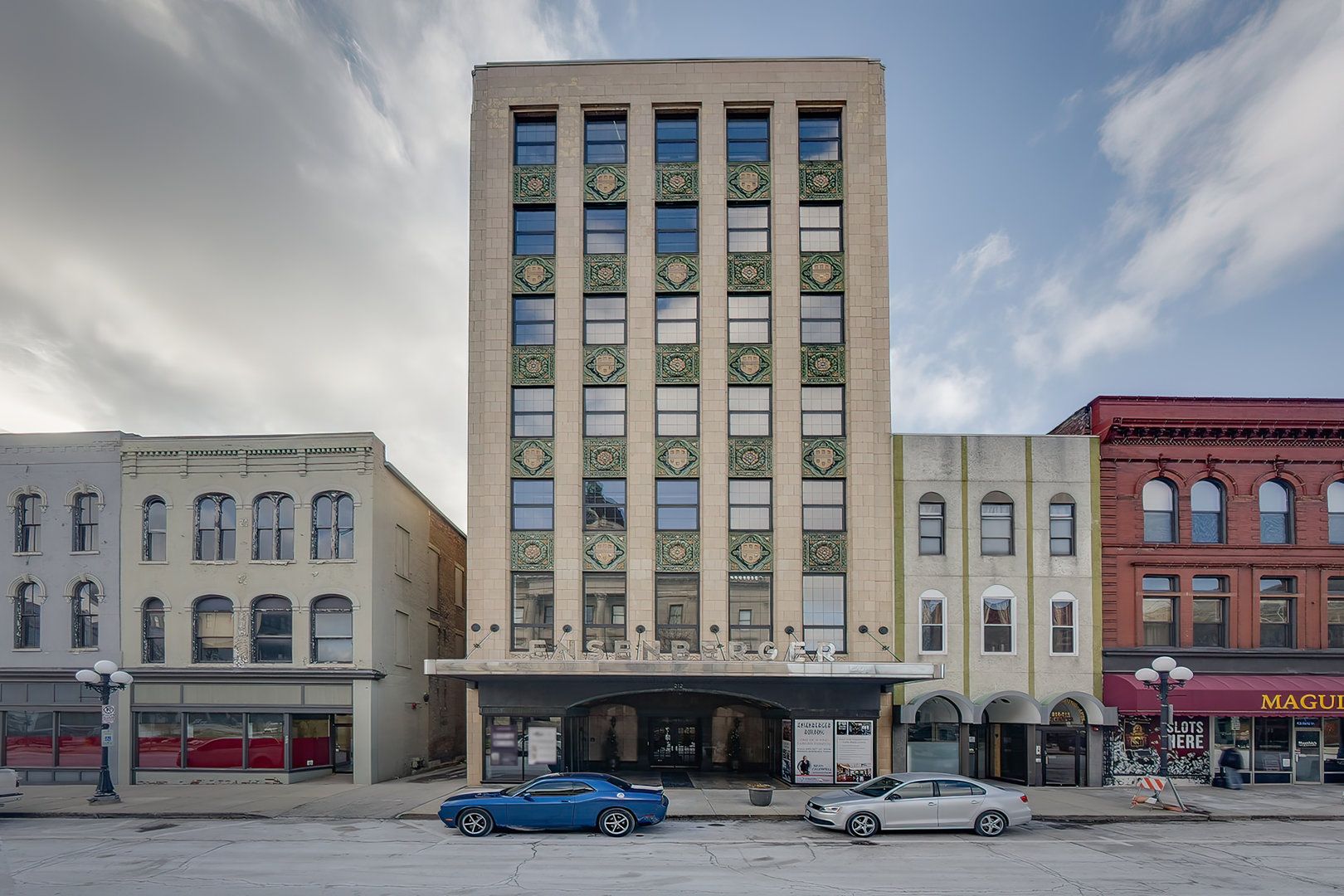 212 N Center Street #301 — Bloomington, IL 61701