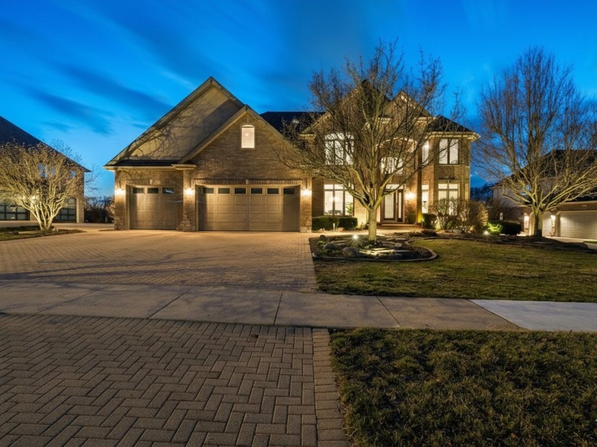 21170 Sage Brush Lane, Mokena, IL 60448