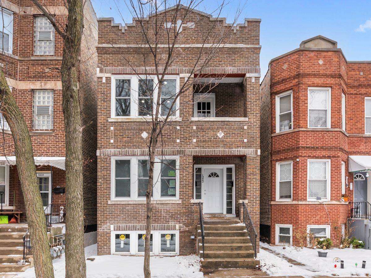 1232 51st Avenue, Cicero, IL 60804