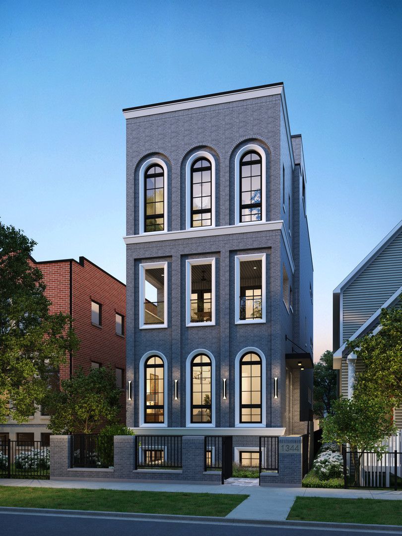 1344 Wrightwood Avenue, Chicago, IL 60614