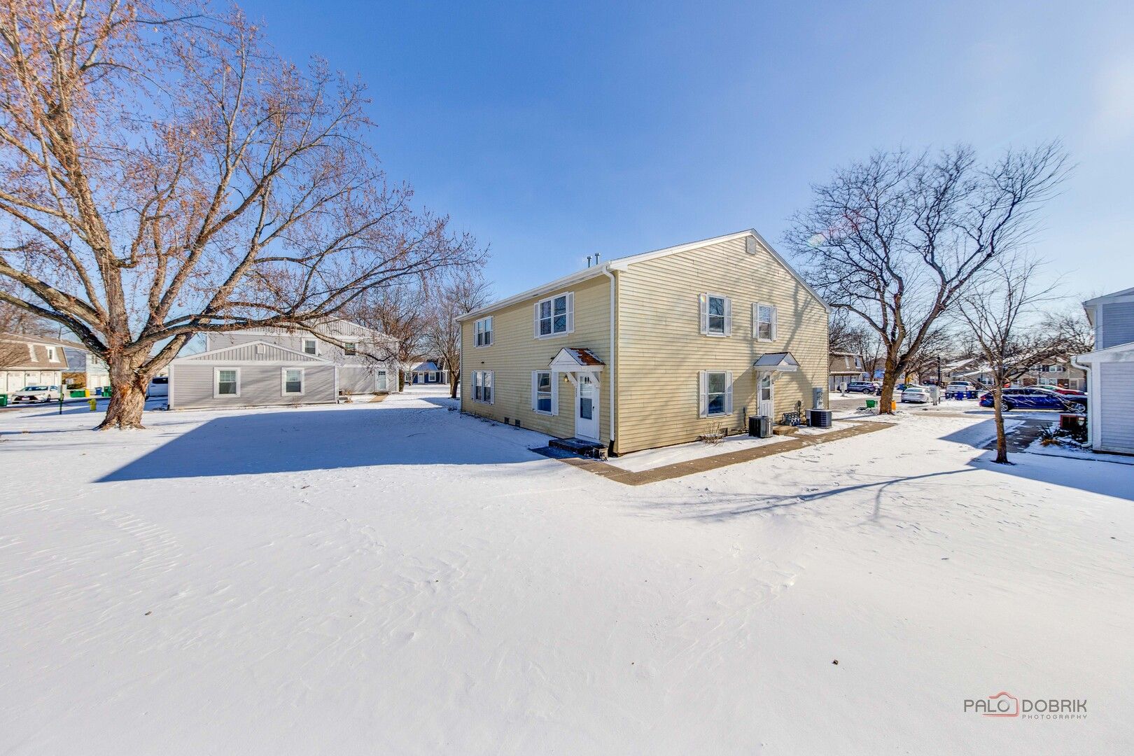 233 Winfield Court #233 — Vernon Hills, IL 60061