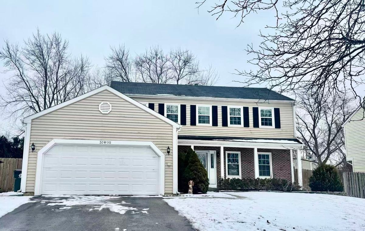 30W011 Kensington Drive, Warrenville, IL 60555