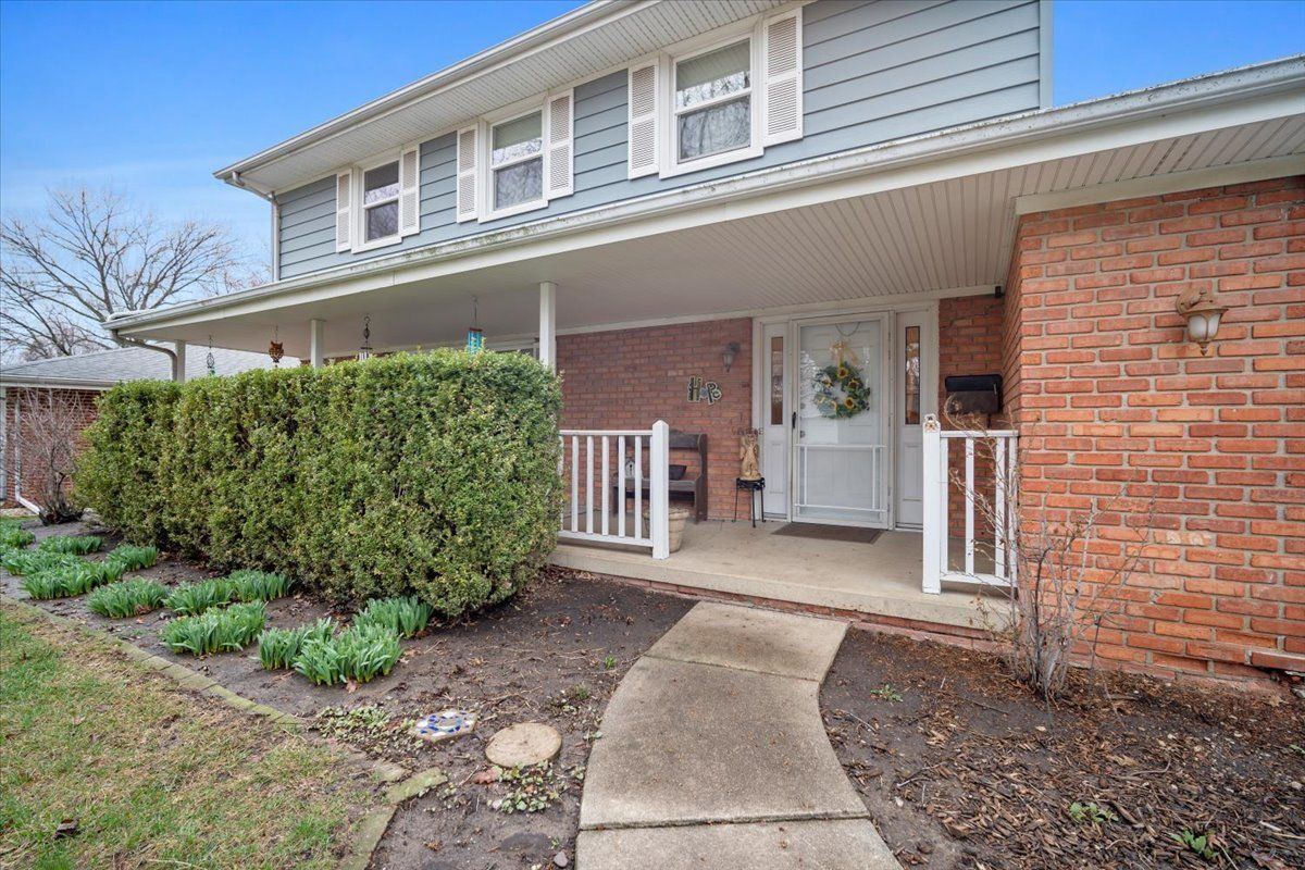 1204 Westview Drive, Normal, IL 61761