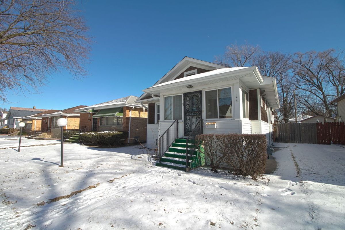 1427 21st Avenue, Maywood, IL 60153
