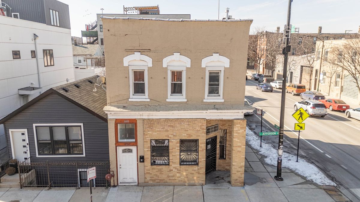 1800 Jefferson Street, Chicago, IL 60616