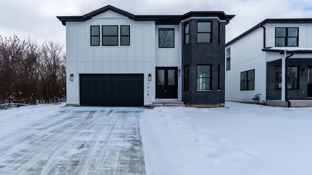 1014 Princeton Avenue, Villa Park, IL 60181