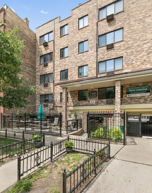 5534 Kenmore Avenue — Chicago, IL 60640