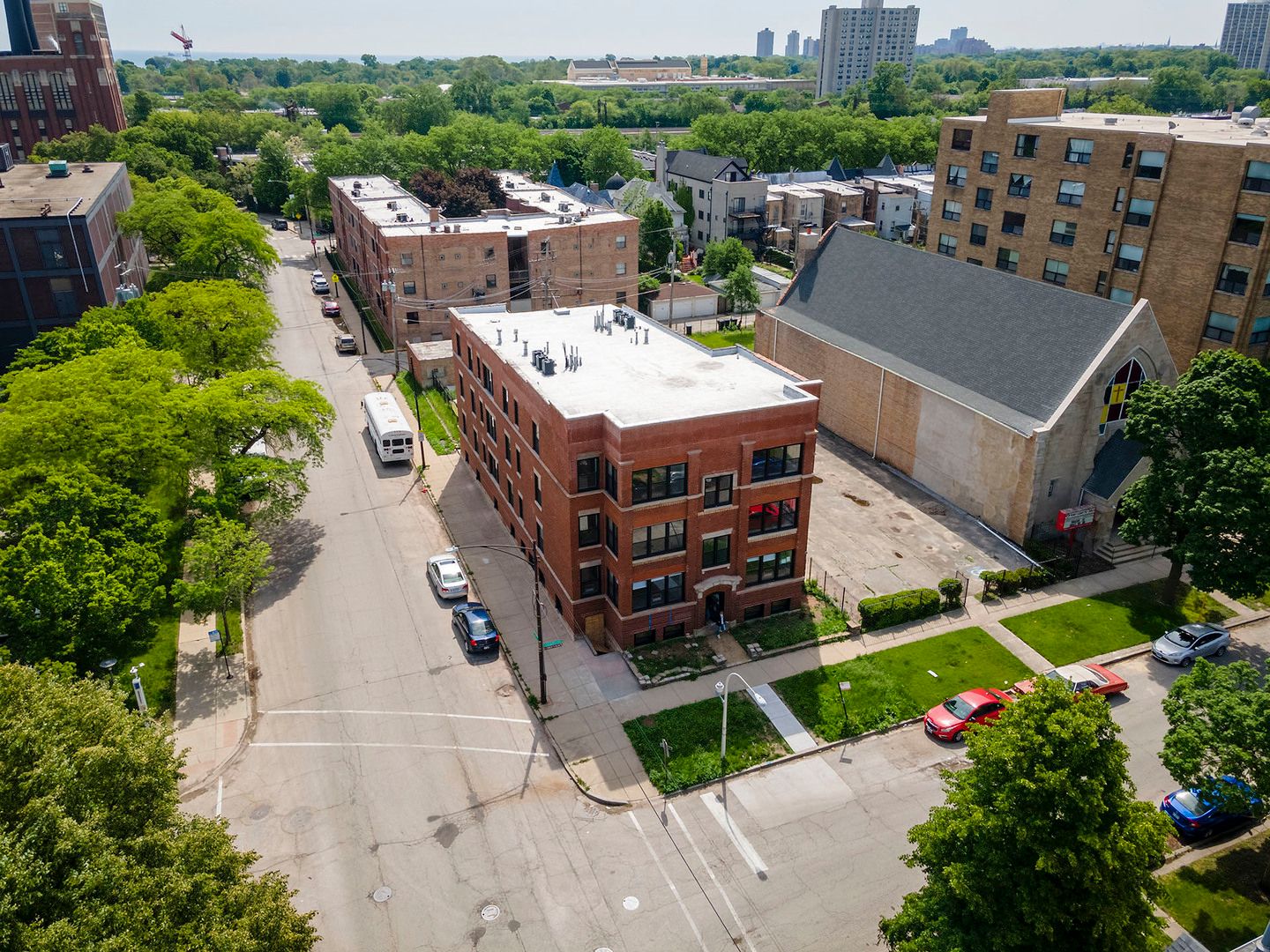 6103 S Kenwood Street #3S — Chicago, IL 60637