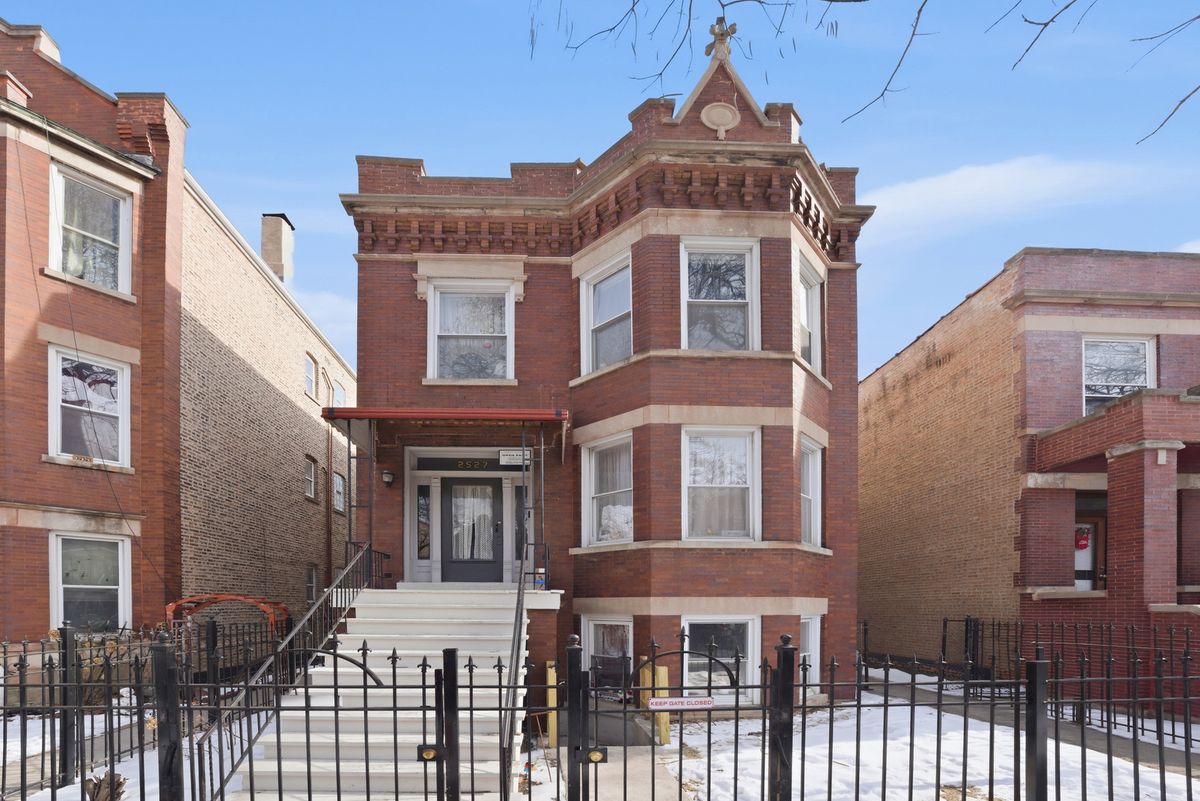 2527 Harding Avenue, Chicago, IL 60623