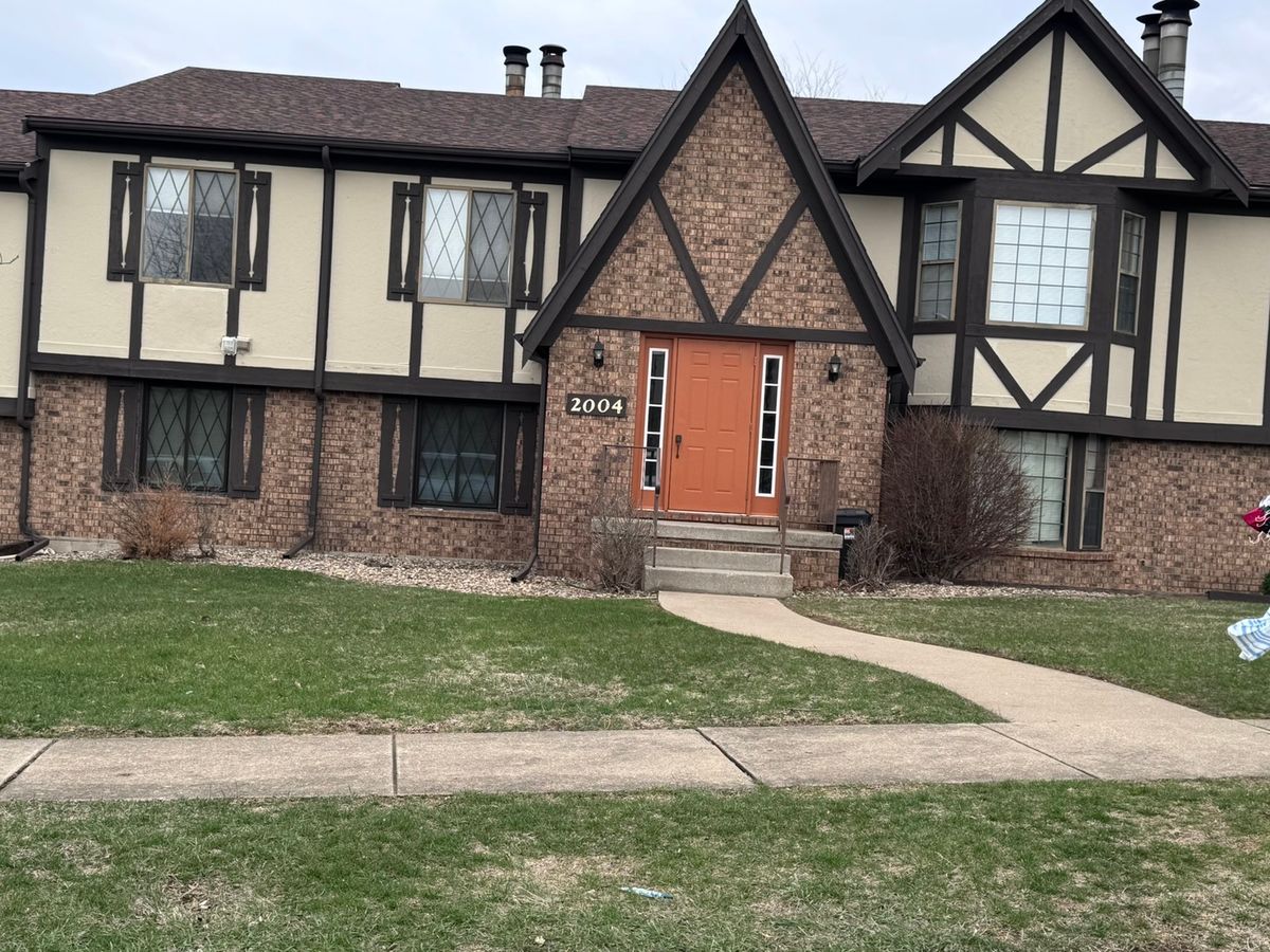 2004 Tracy Drive, Bloomington, IL 61704