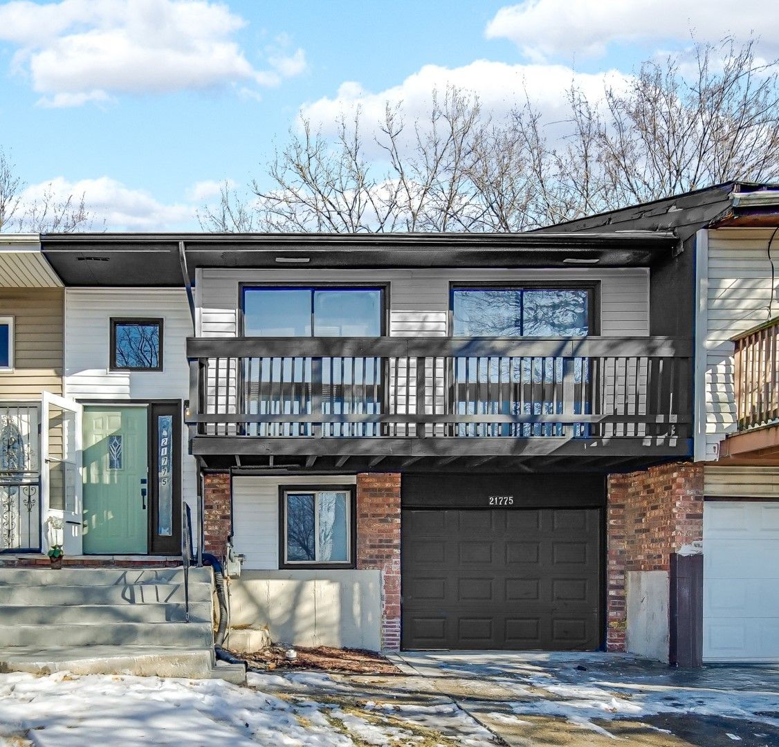 21775 Peterson Avenue — Sauk Village, IL 60411